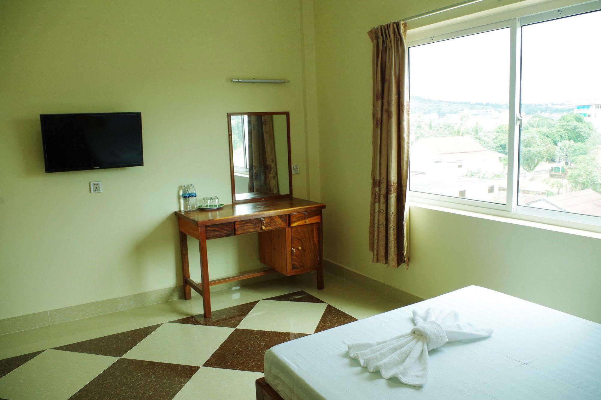 Golden Star Inn Sihanoukville Exterior photo