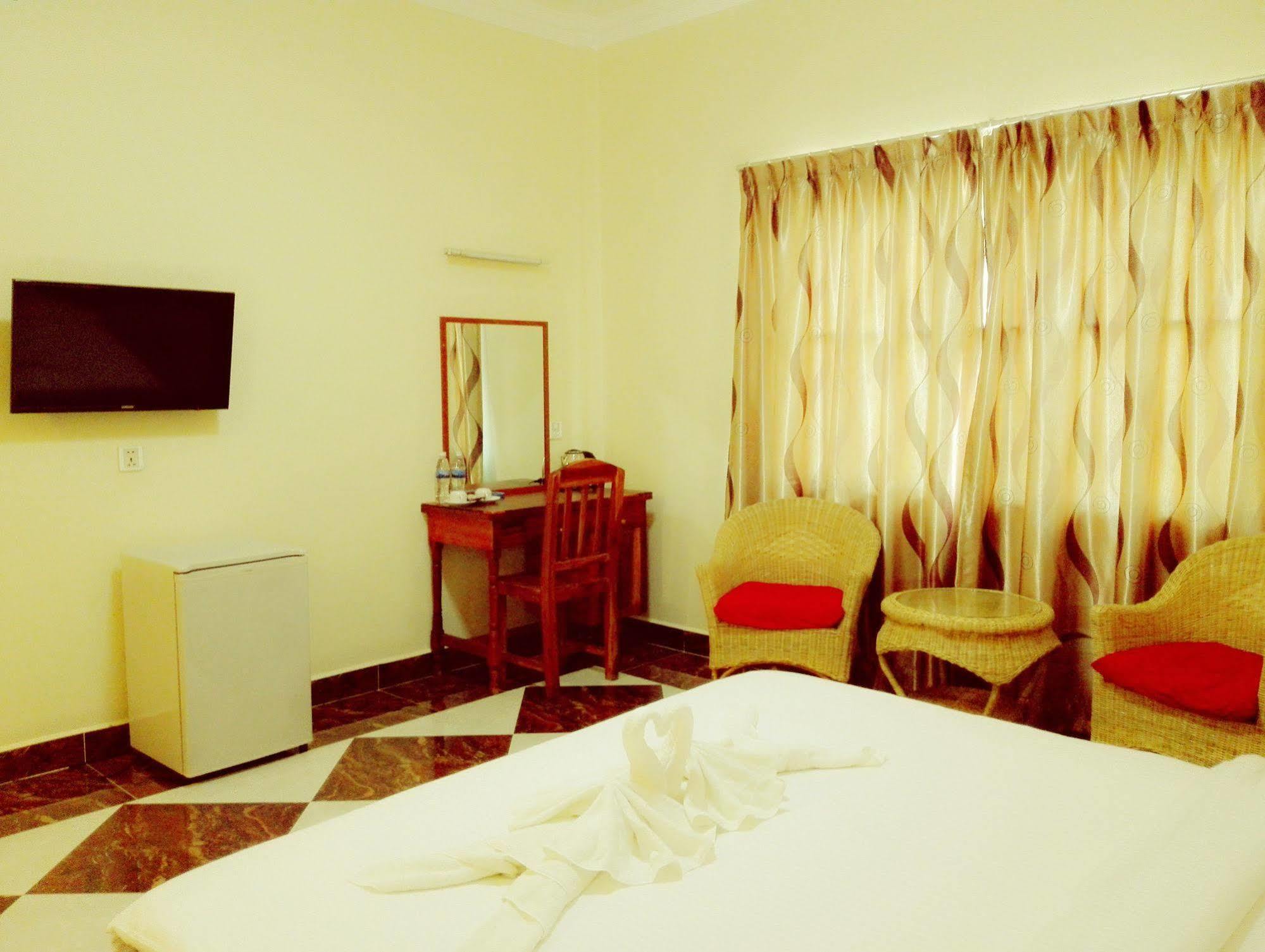 Golden Star Inn Sihanoukville Exterior photo