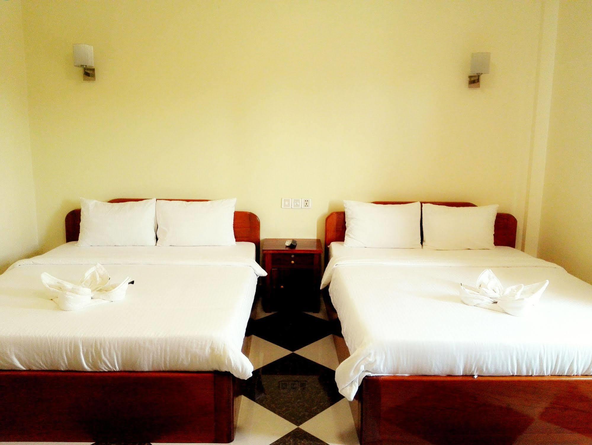 Golden Star Inn Sihanoukville Exterior photo